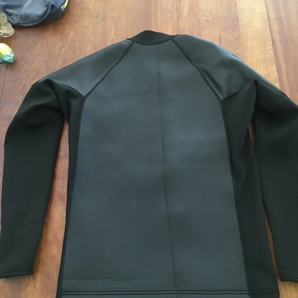 XCEL Men's Front-Zip Long Sleeve Swim Rash Guard in Black Brand New